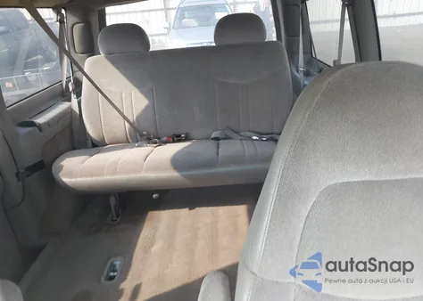 2000 Chevrolet Astro z USA, uszkodzony, nr VIN 1GNEL19W2YB182589